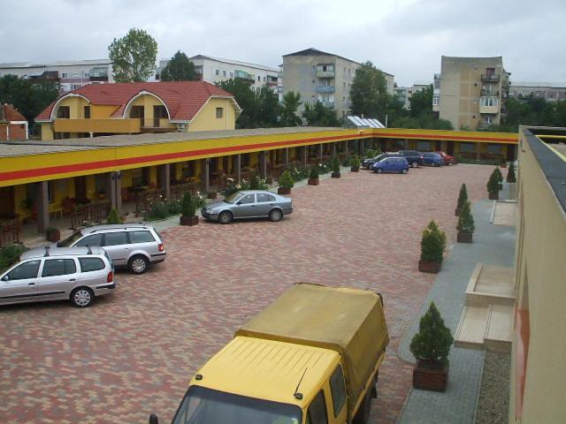 Motel Select Сату-Маре Екстер'єр фото